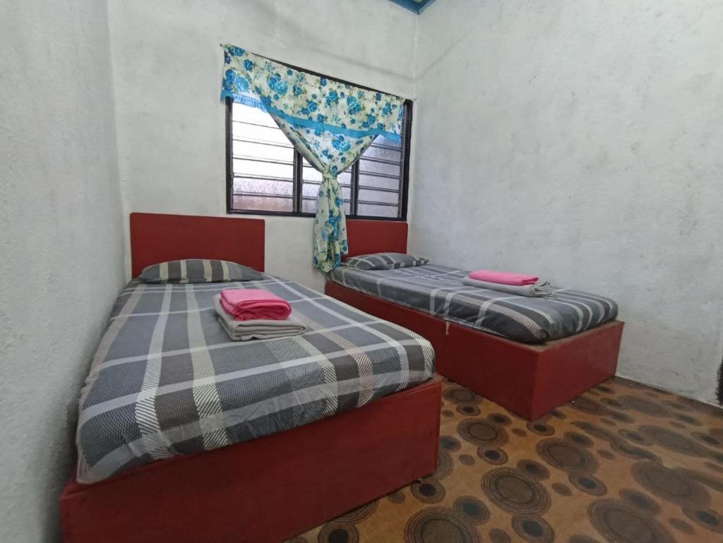 HOME2STAY CHE MAIL 1 KUALA ROMPIN photo 2