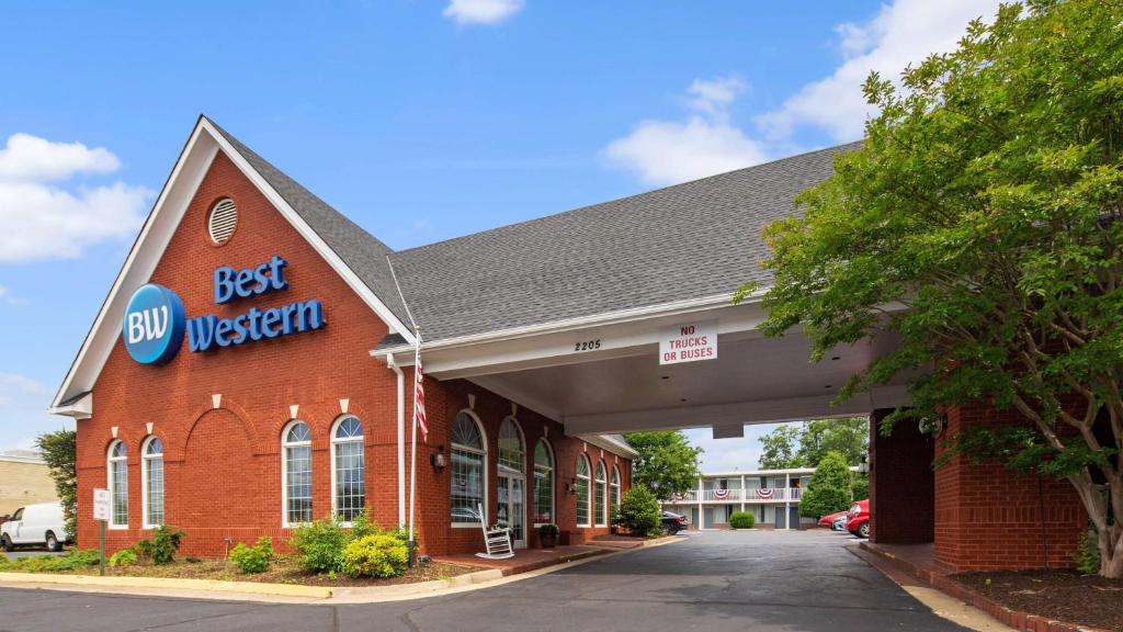 Best Western Fredericksburg image