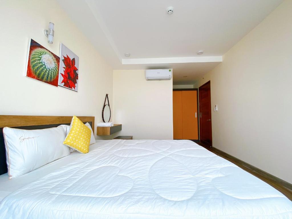 Nice apartment in back beach 1702