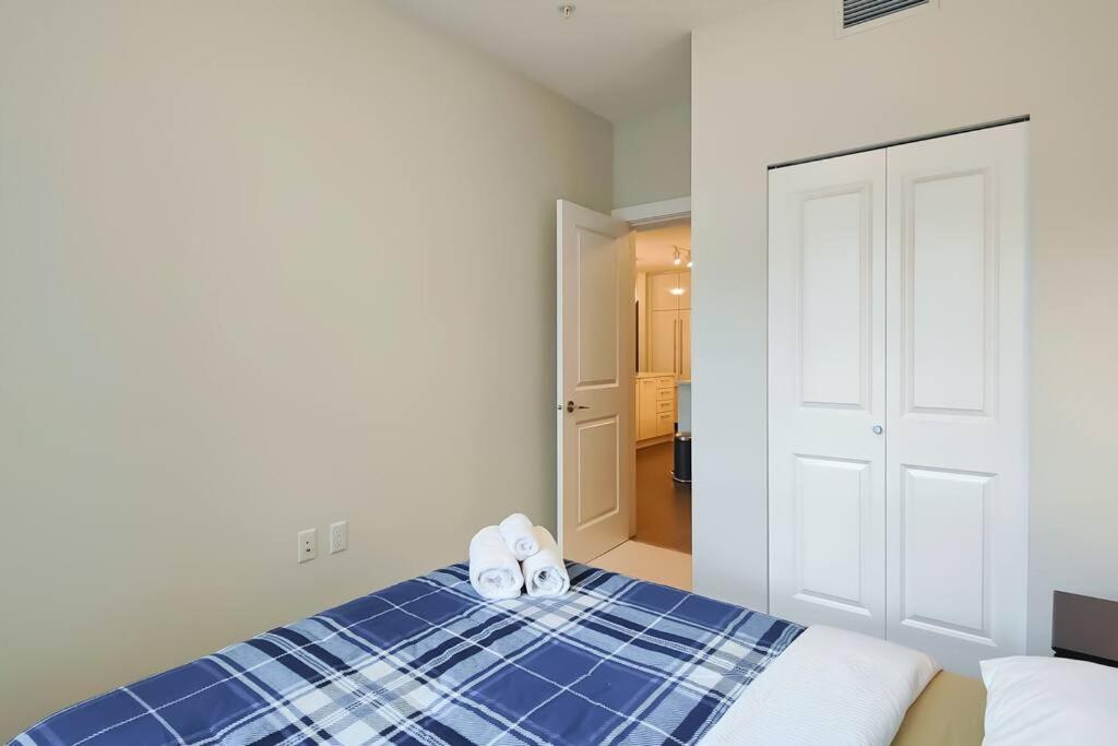 2 Bedrooms I 2 Baths I AC I Free WiFi I Free Parking photo 1