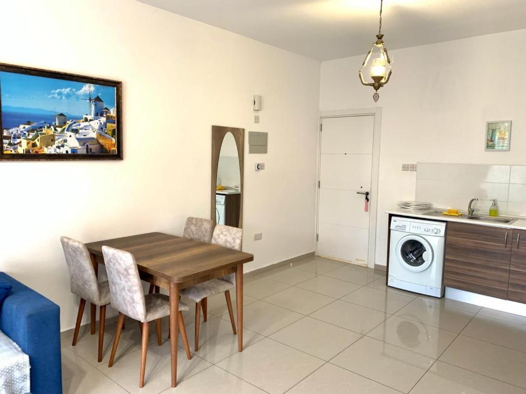 Beautiful & Quiet Two-Bedroom Apartment with Private Garden Lukomorye C1 photo 1