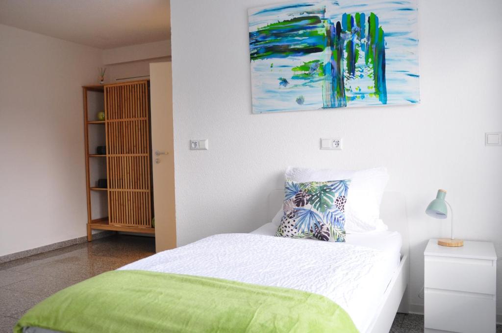 N37 -modern eingerichtete Zimmer in ruhiger Lage photo 1