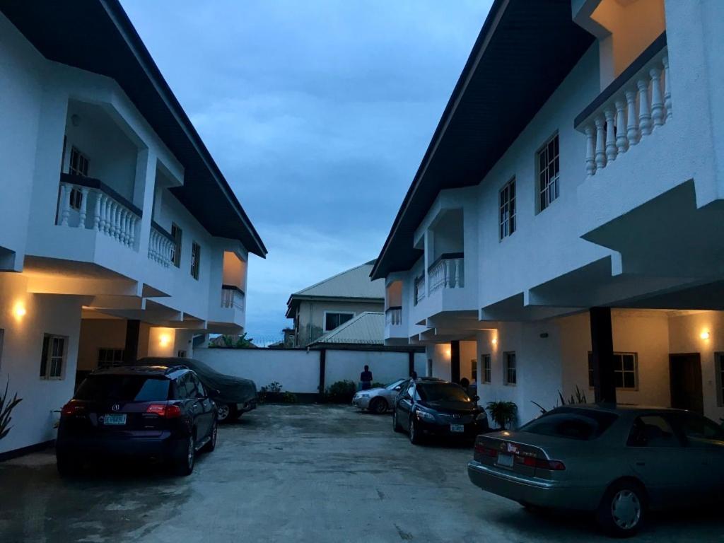 Amoni Apartments photo 2