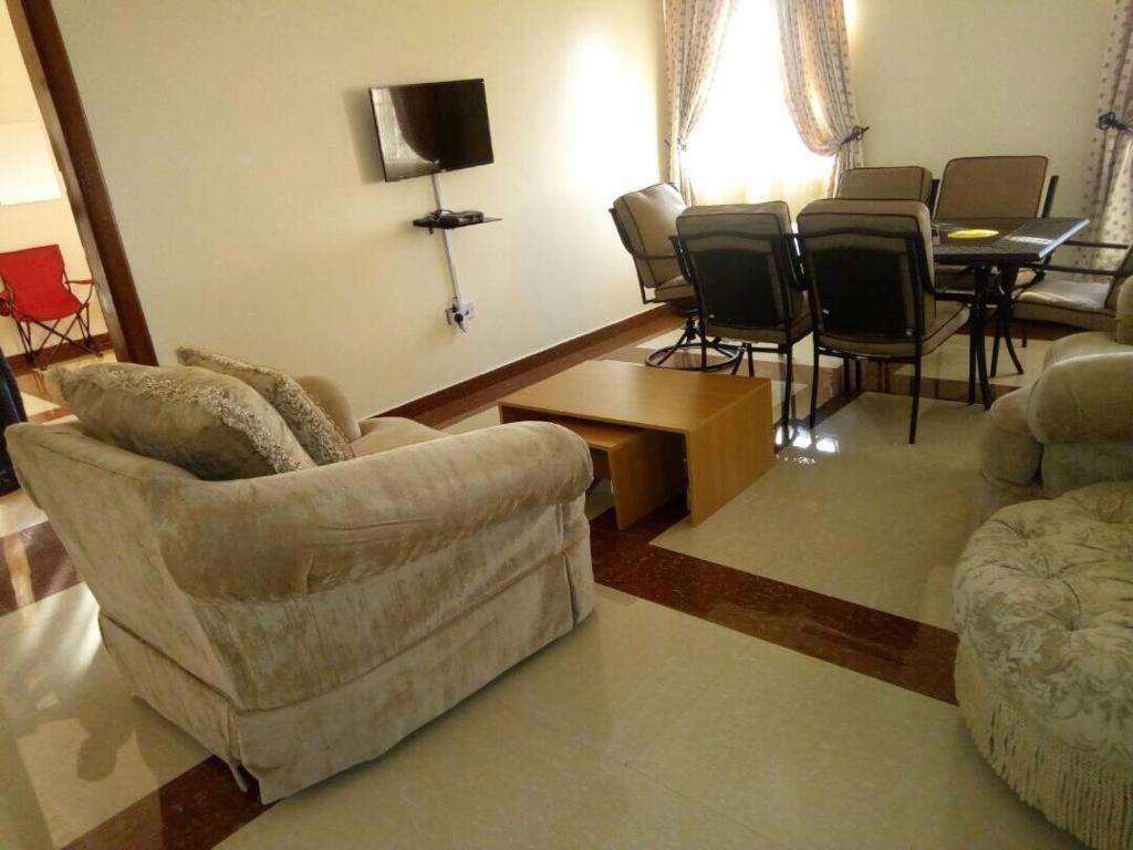 Amoni Apartments photo 4