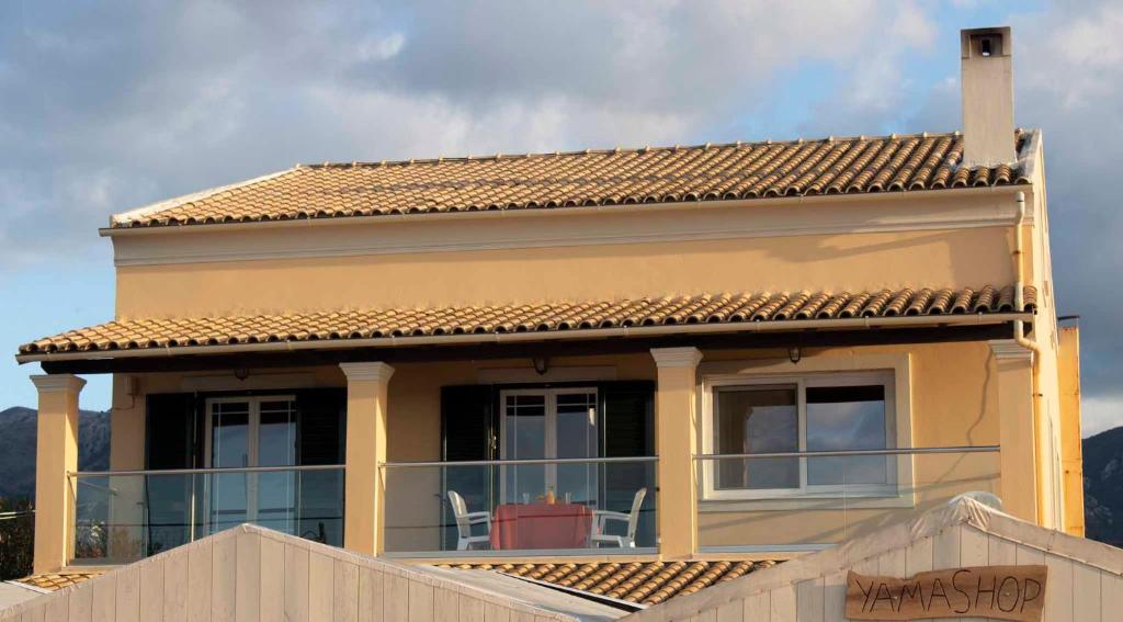 Frosos Beachfront Maisonette Acharavi photo 1