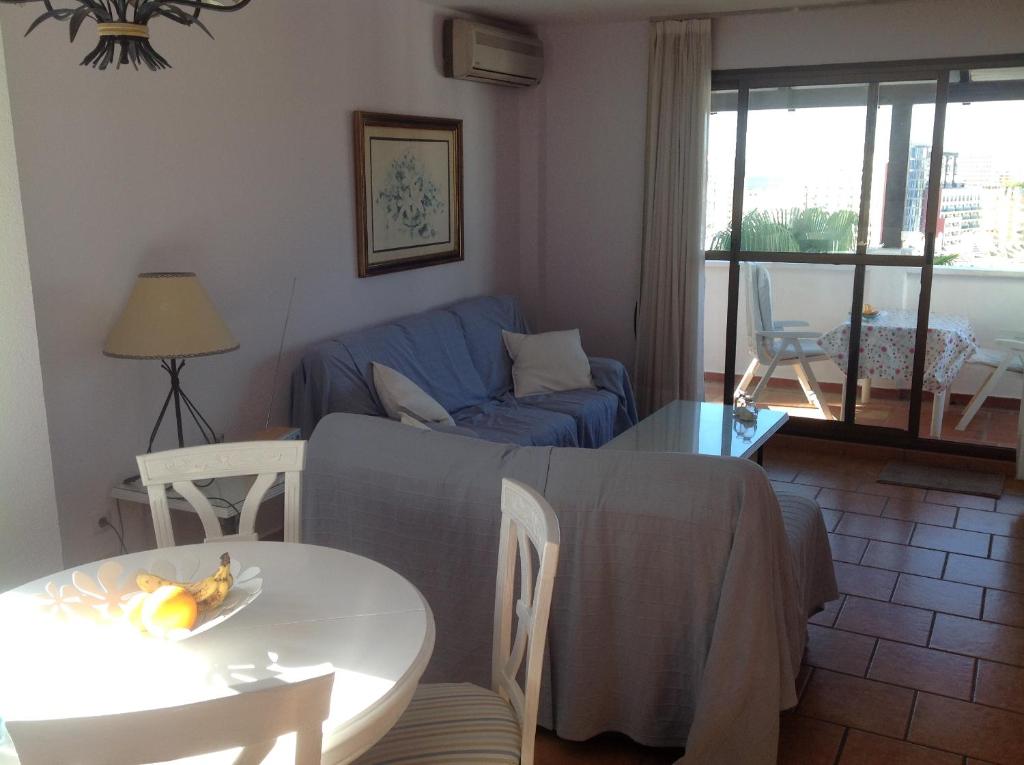 Pueblo Evita. Stunning sea and mountain views, close to amneties. photo 4