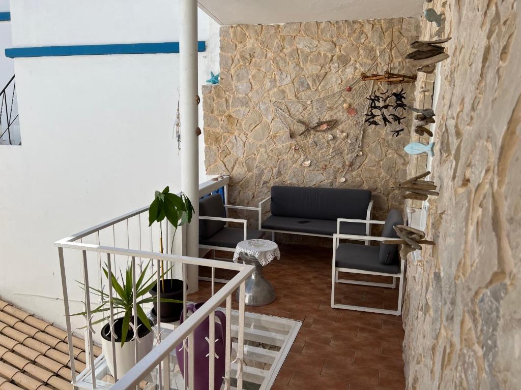 Fisherman's Beach Home 2BR 2BA AC Wi-Fi photo 4