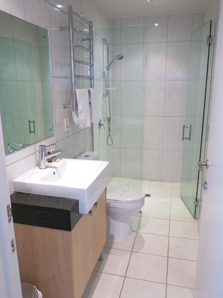 Merivale Manor photo 3