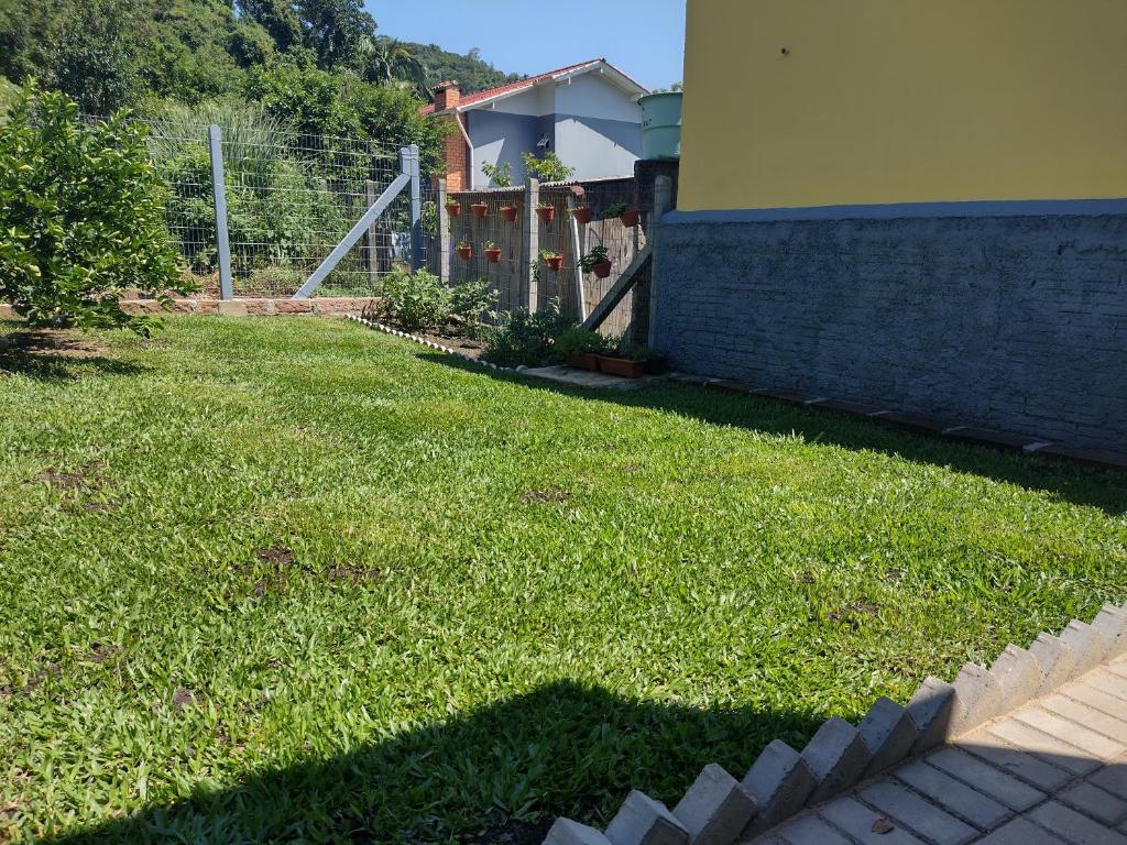 Grey House, próximo a Gramado e ao Templo Budista photo 3