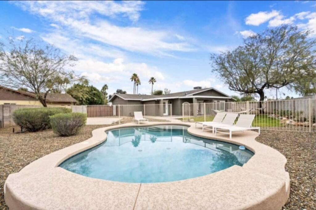 The Scott With Heated Pool by Homeslice Stays image