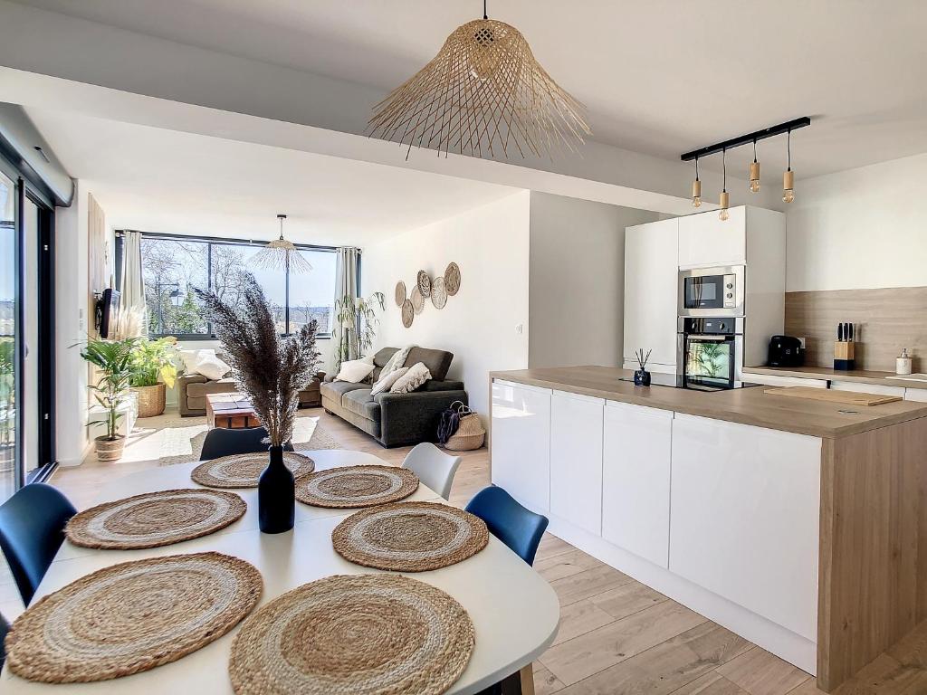 ** Superbe appartement sur le canal du midi ** photo 3
