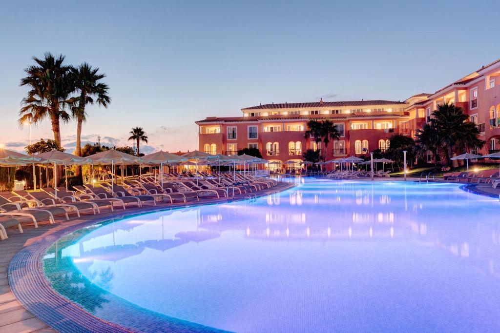 Grupotel Macarella Suites & Spa photo 1