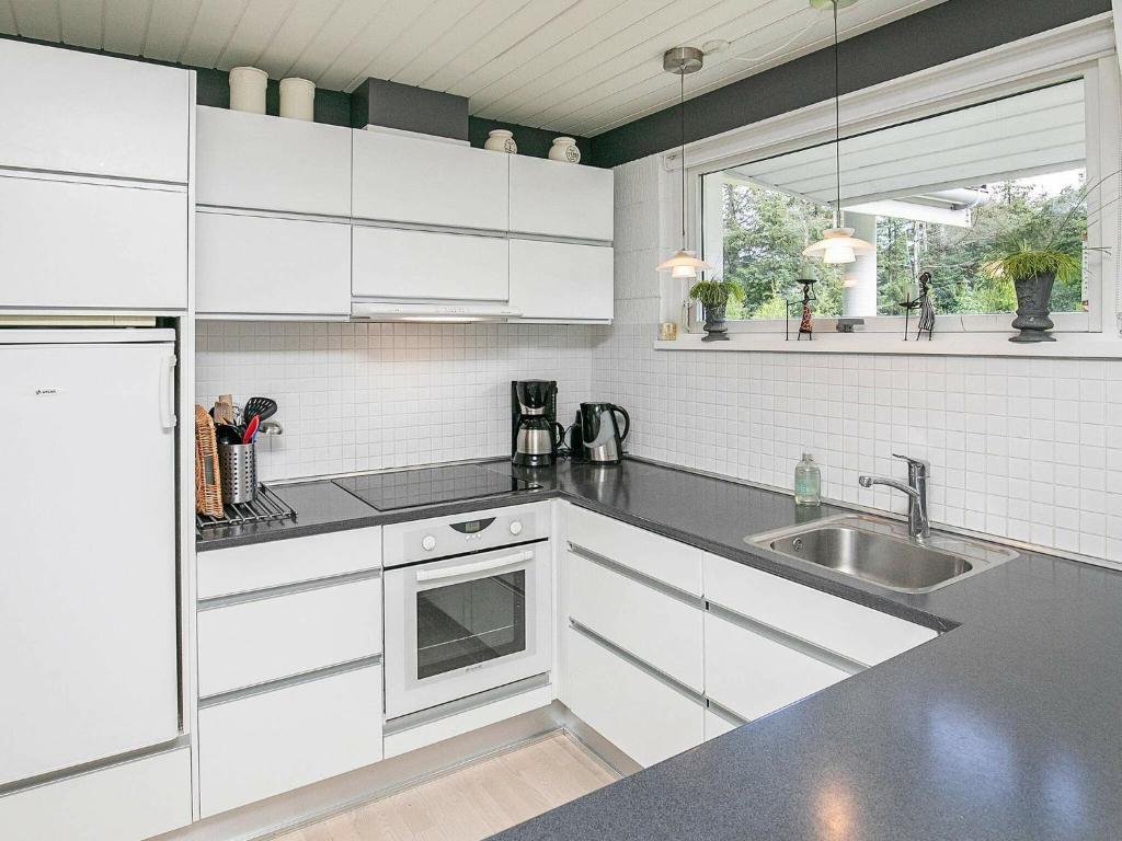 Two-Bedroom Holiday home in Jerup 6 photo 3