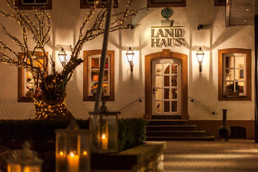 Romantik Hotel Landschloss Fasanerie photo 1