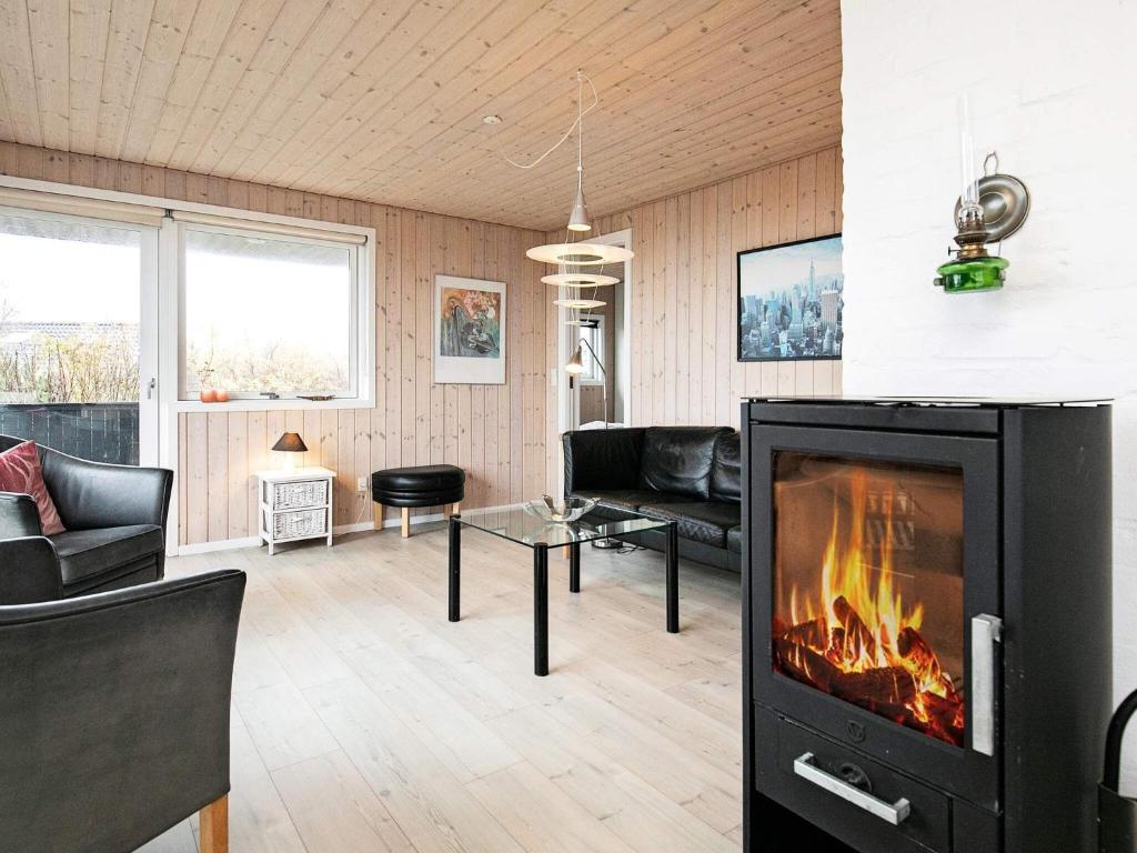 6 person holiday home in Esbjerg V photo 4