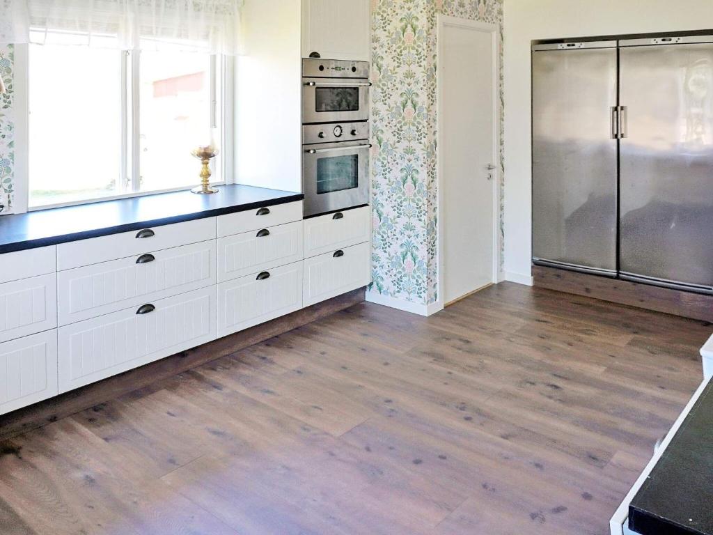Holiday home LJUNG photo 4