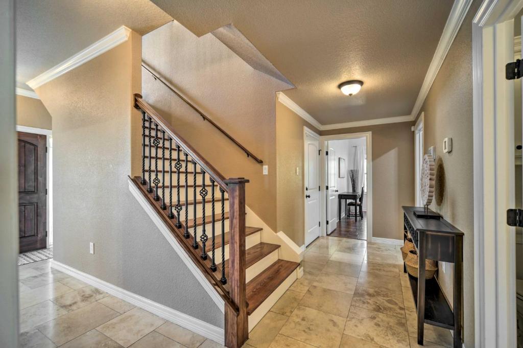 Luxe Canyon Lake Home with Gorgeous Lake Views! photo 4