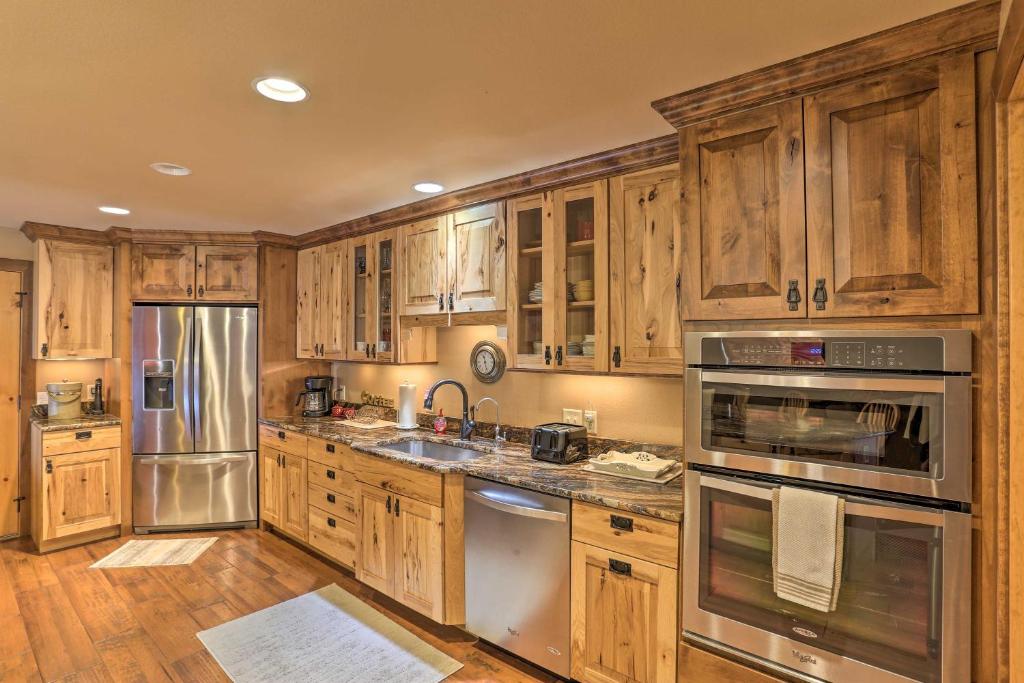 Modern Deadwood Apt with RV Parking and Views! photo 2