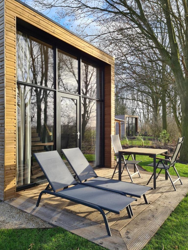 Nieuw! Sfeervol Tiny House in de natuur en aan het water photo 3