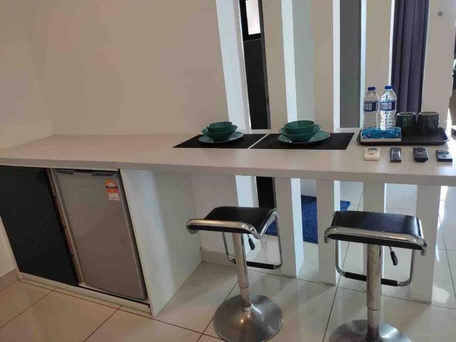 Manis Evo Bangi Soho - pool & netflix & wifi photo 4