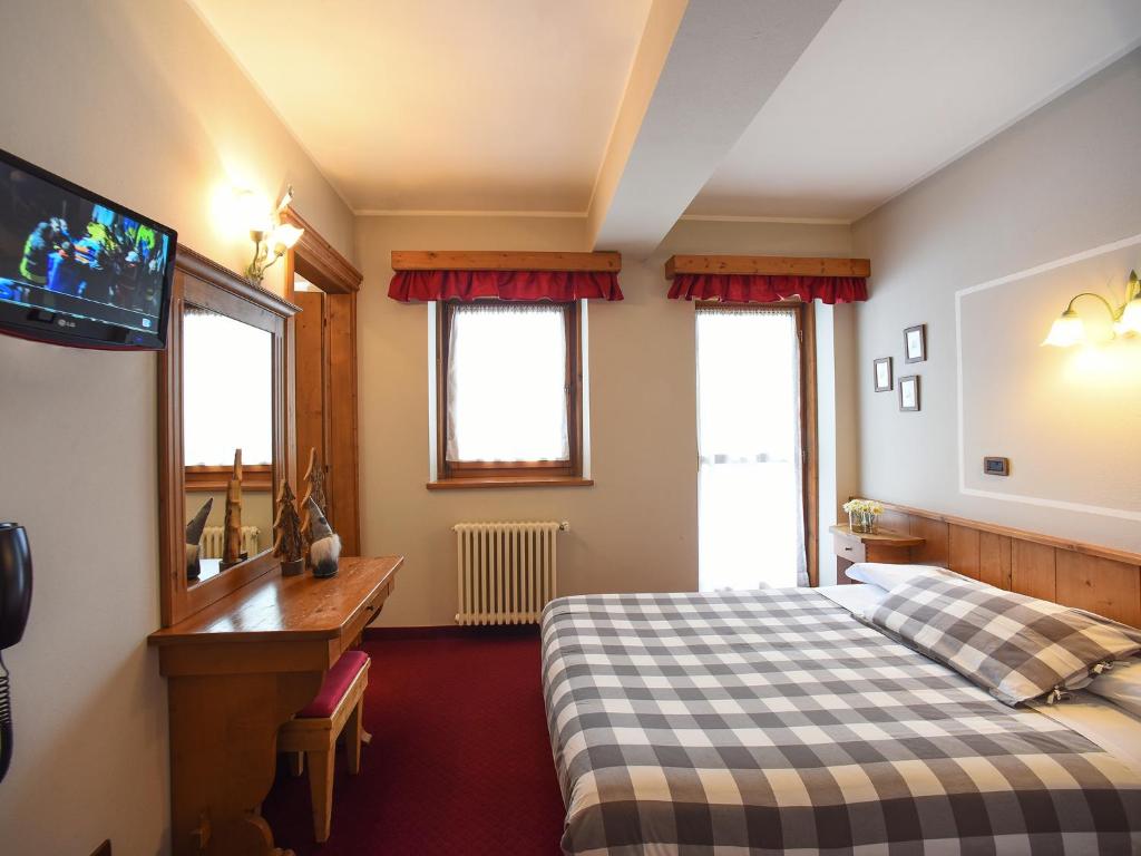 Hotel Garnì Il Cirmolo photo 1