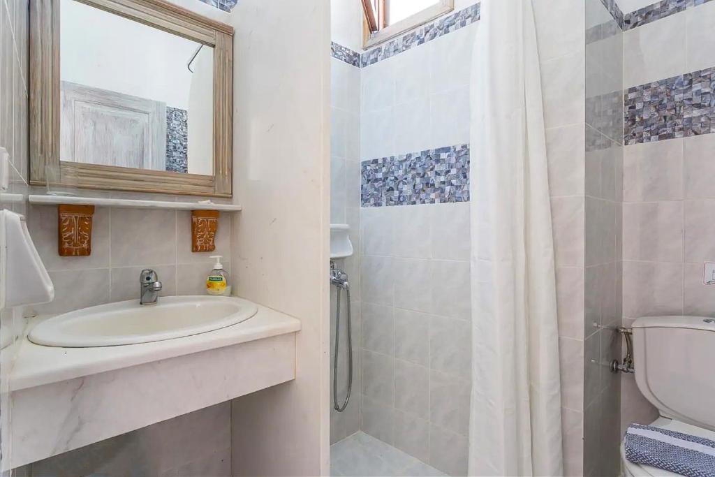Irida Apartments photo 1