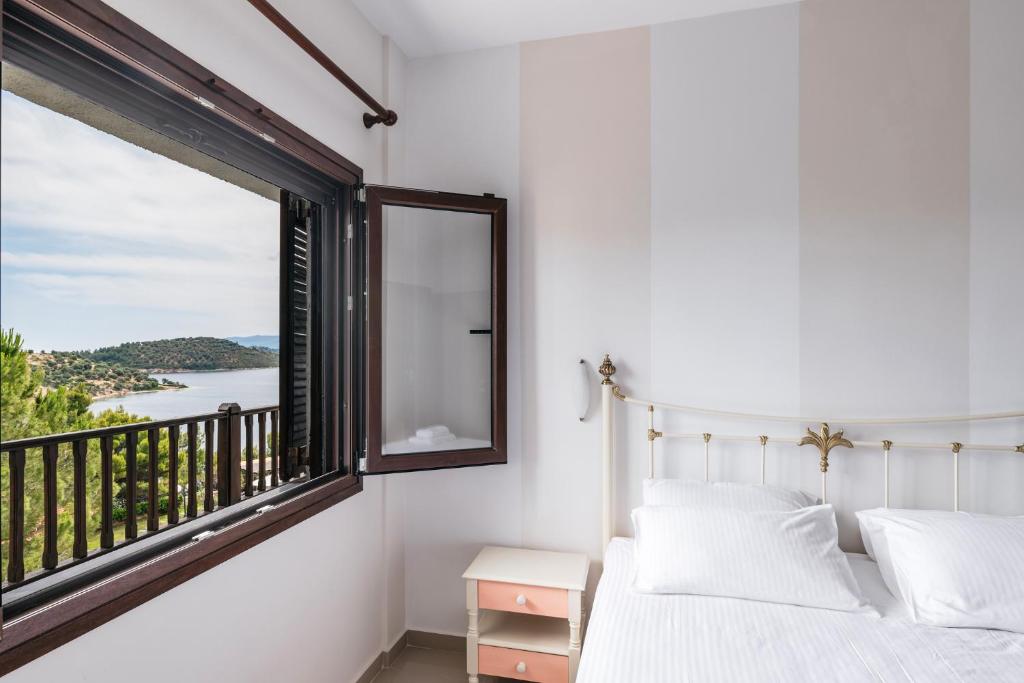 Theoxenia Apartments photo 2