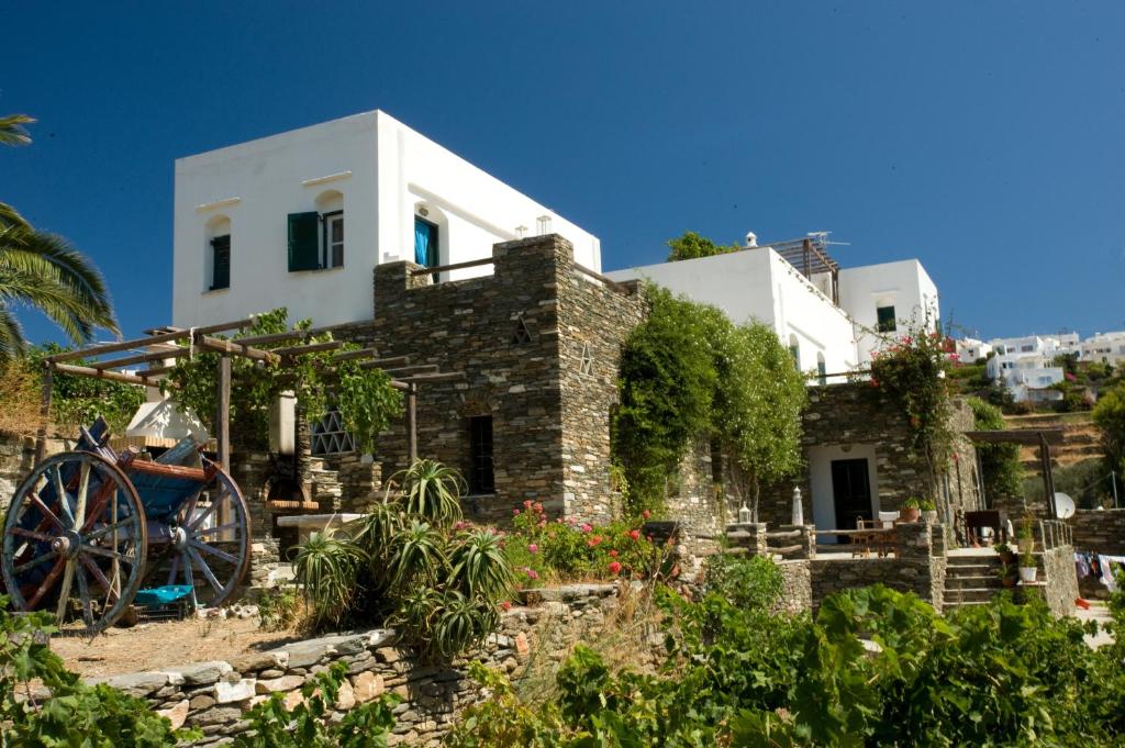 Apollon-Artemis Apartments photo 3