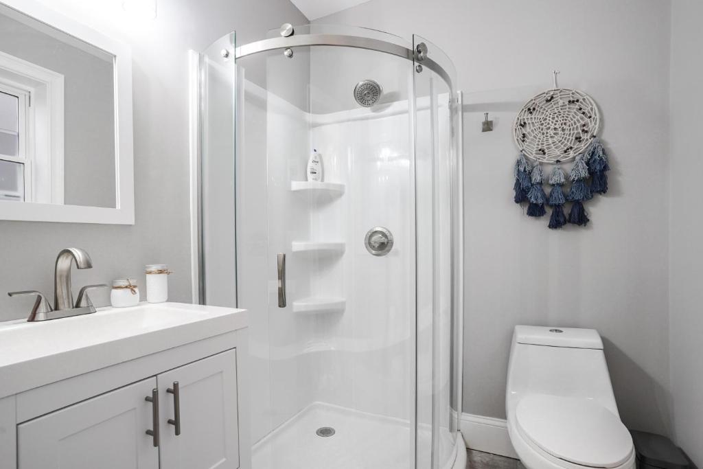 Modern 3BR 2BH Apt Near MGH photo 3