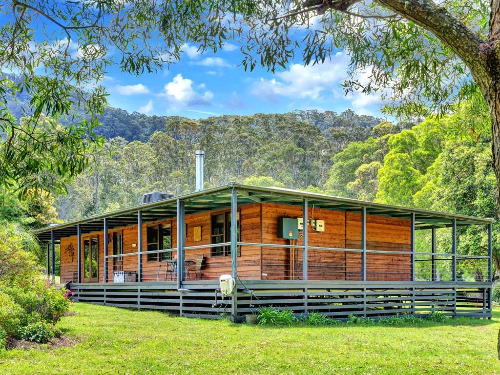 Cedar House photo 1