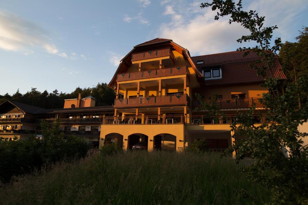 Wald-Hotel Heppe photo 2