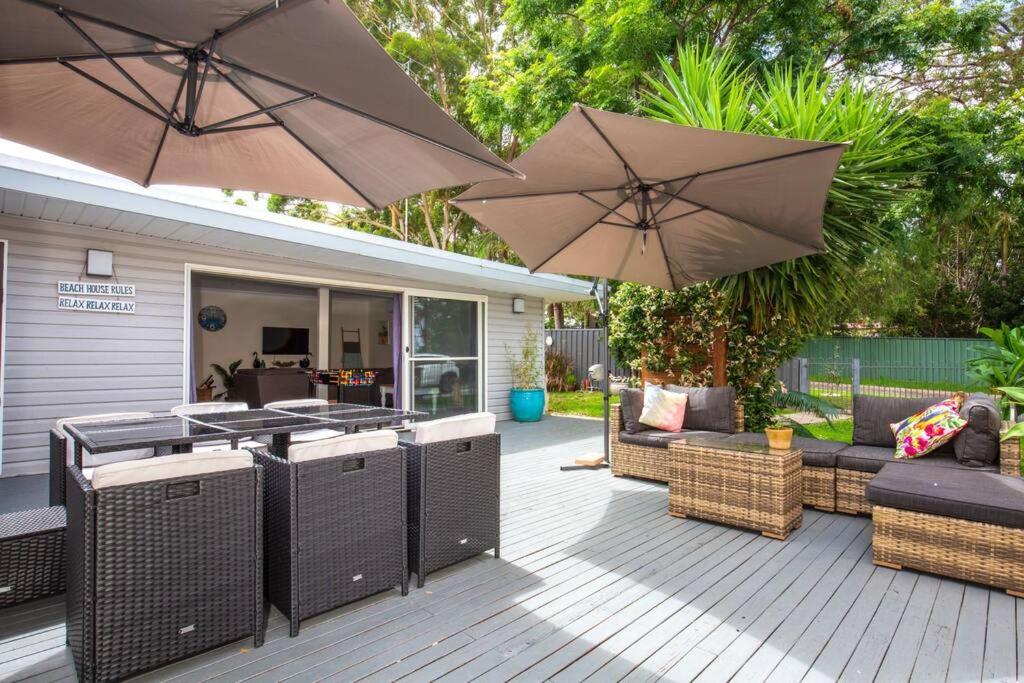 Swanway family holiday home - 15 min walk to beach, seconds to lake photo 3