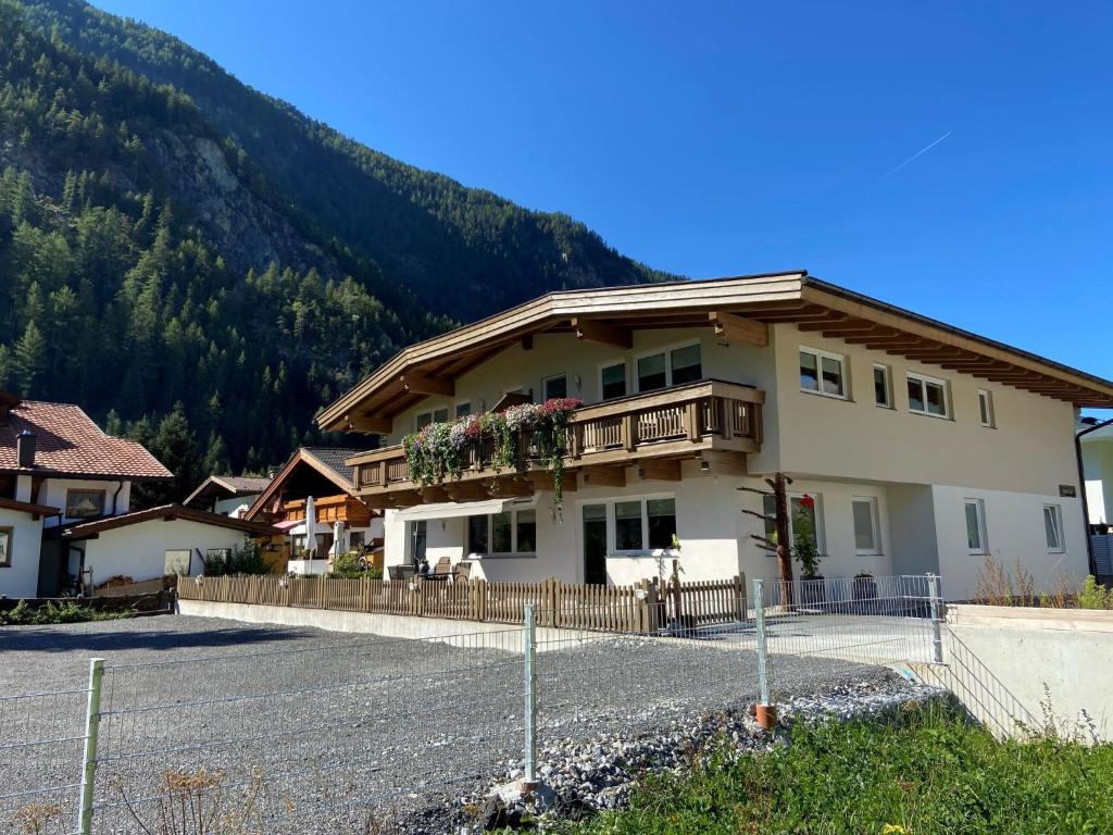 Apartment Lili - LFD120 by Interhome