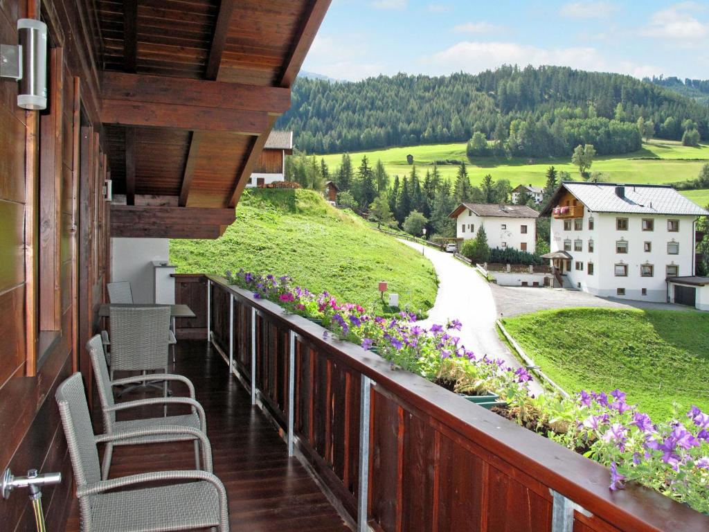 Apartment Alpenherz - PTZ432 by Interhome photo 1