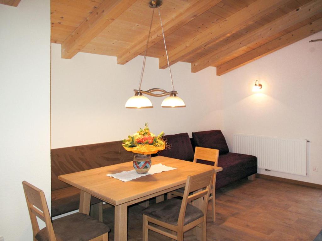 Apartment Alpenherz - PTZ432 by Interhome photo 3