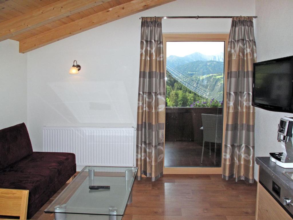 Apartment Alpenherz - PTZ432 by Interhome photo 4