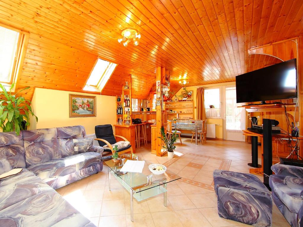 Holiday Home Zsuzsi by Interhome photo 4