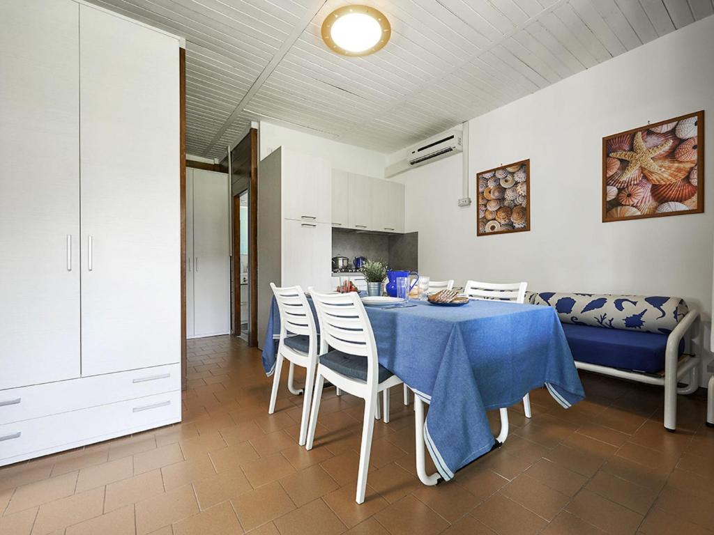 Holiday Home Bungalow in legno by Interhome photo 1
