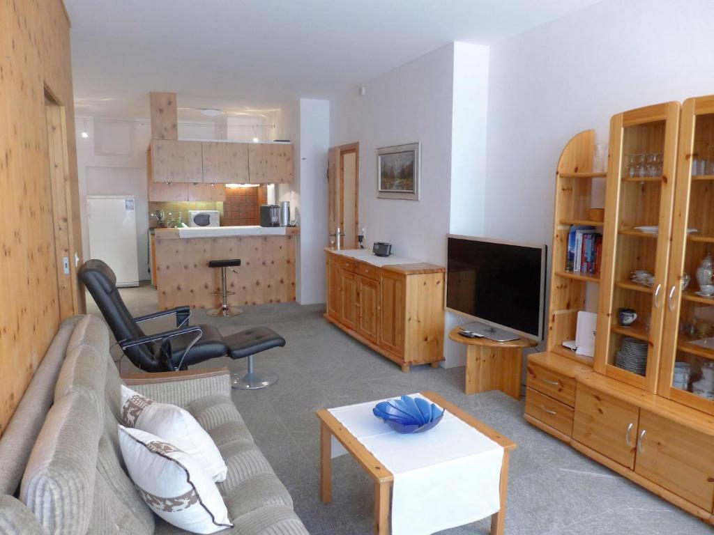 Apartment Chesa Cromer by Interhome photo 2