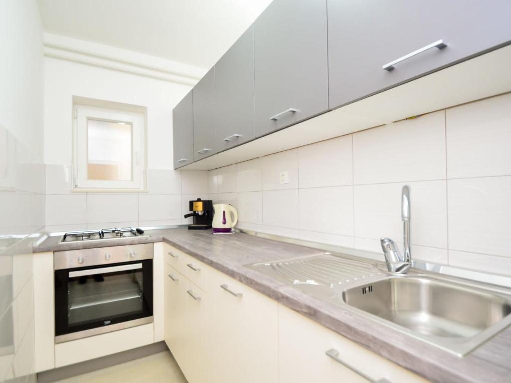 Apartment Miro-1 by Interhome photo 4