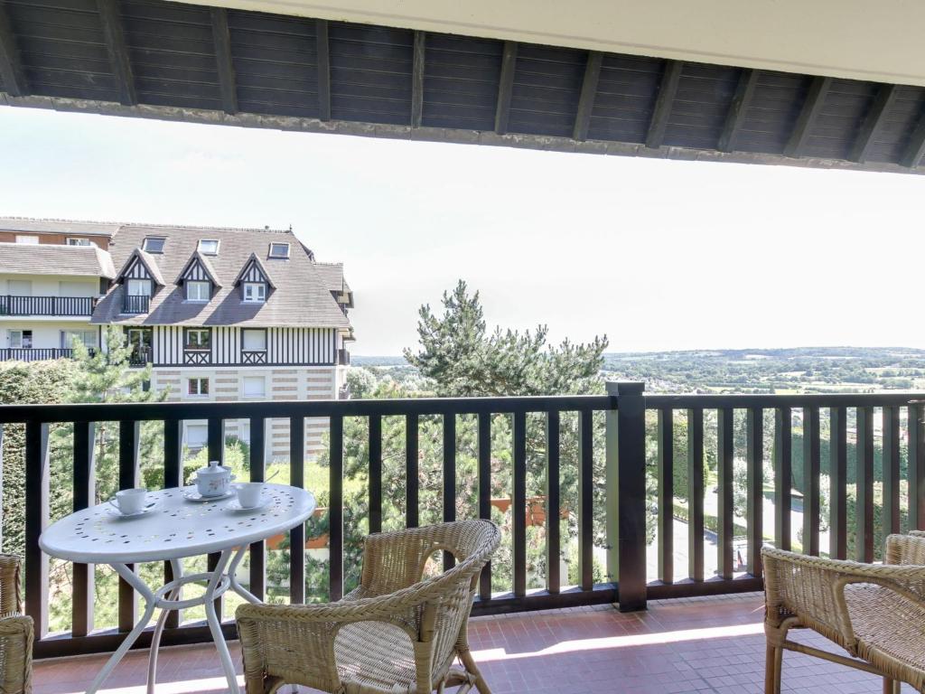 Studio Les Corniches du Mont Canisy by Interhome