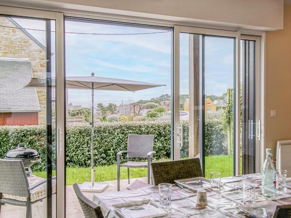 Apartment Les Hauts de Port Mer by Interhome