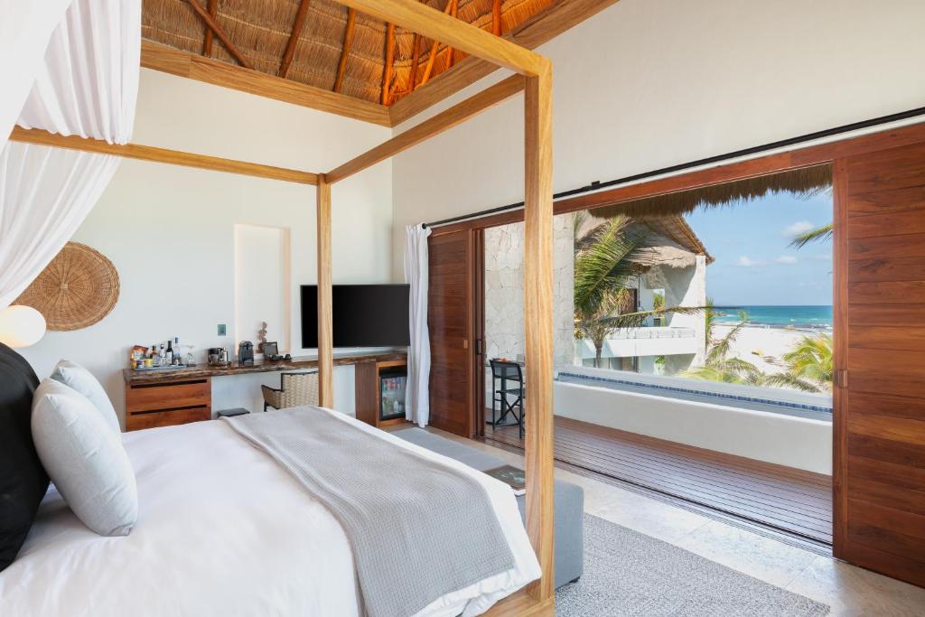 Tago Tulum by G Hotels - Tap to explore photos