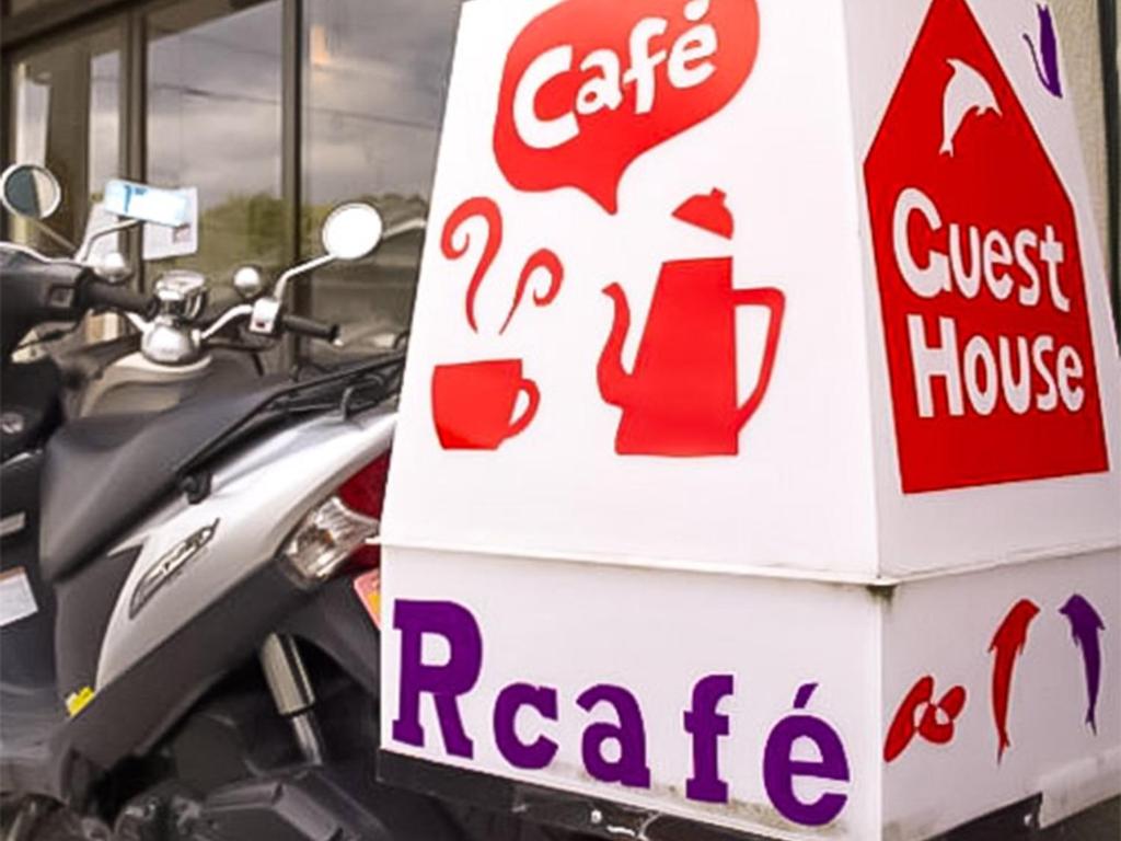 Guest Cafe Kuchikumano photo 1