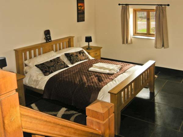 The Byre - Tap to explore photos