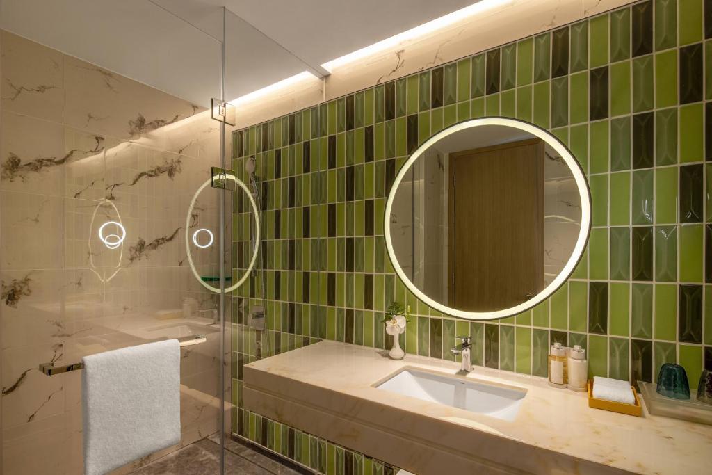 Holiday Inn & Suites Qingdao Jinshui, an IHG Hotel photo 1