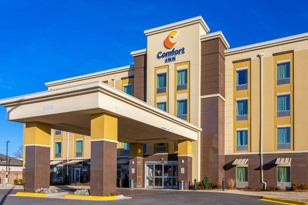 Comfort Inn image