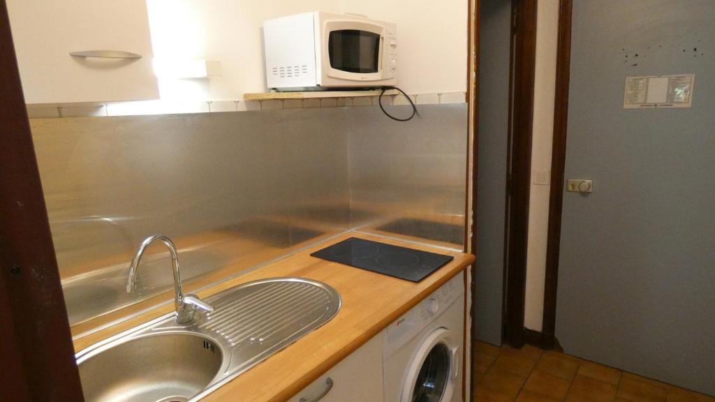 Studio climatisé avec Mezzanine pour 5 personnes photo 3