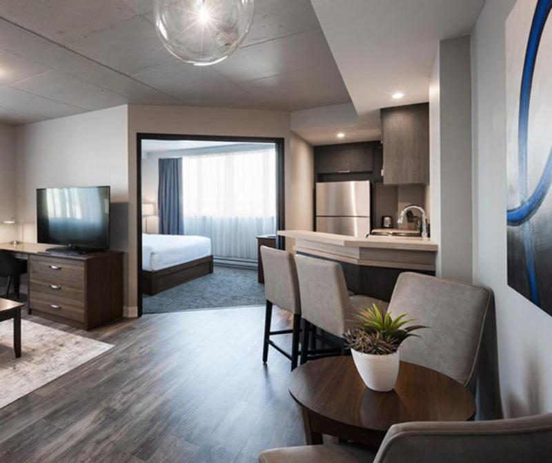 Imperia Hôtel et Suites Boucherville photo 2