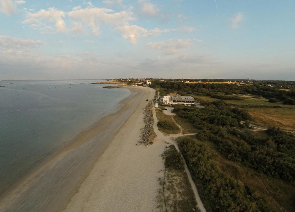 Hôtel & Restaurant LES MOUETTES - Larmor Plage, Proche de LORIENT photo 3